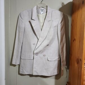 Chic Cream Double-Breasted Blazer